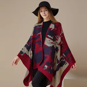Sciarpa poncho calda stile etnico con motivi per donna, ideale per viaggi e tempo libero