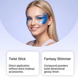 Detailopname van blauwe glitter make-up stick voor gezicht en lichaam met glinstering.