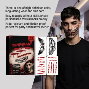 Vue détaillée des tatouages faciaux d'Halloween avec cicatrices et dents réalistes