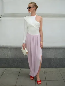 Longue jupe tulipe plissée lavande élégante avec fente latérale pour un style de rue sophistiqué