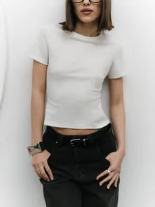 Slim fit cropped white cotton T-shirt featuring a minimalist crew neck and short sleeves