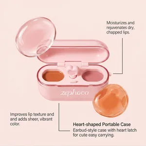 Detail van Zephoco tweekleurige jelly lipgloss set in een schattig hartvormig draagtasje.