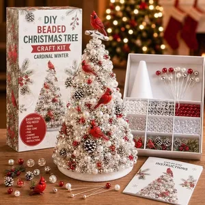 Kit fai-da-te per albero di Natale in perline con uccellini cardinali rossi e guida