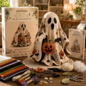 Kit completo per patchwork in feltro a forma di fantasma di Halloween con materiali