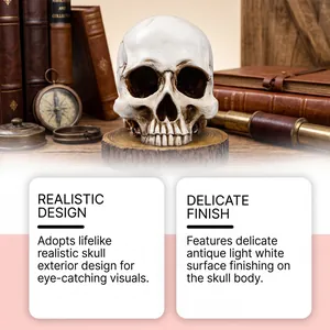 Detaillierte Makroansicht der antiken Oberfläche eines realistischen Totenkopf-Ornaments.