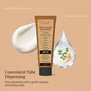 Gros plan sur le tube de crème solaire au suif de bœuf SPF 50 avec crème et texture.