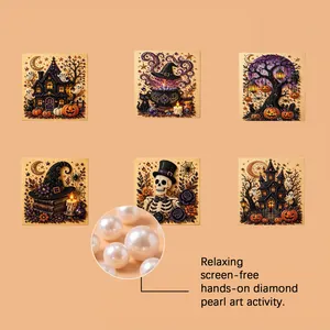 Vista detallada del arte de perlas de diamante de Halloween con motivos y textura de perla.
