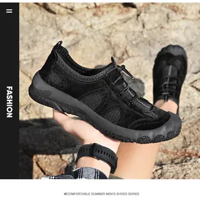 Détail des chaussures de sport d'extérieur en mesh pour hommes avec système de laçage