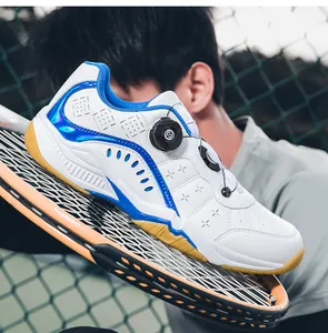 Chaussure de badminton blanche professionnelle avec système de laçage à boucle rotative