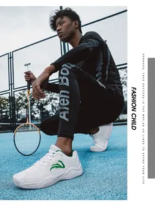 Chaussures de tennis professionnelles blanches avec accents verts et maille respirante