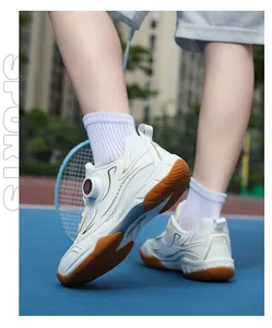 Professional children's badminton shoes with breathable mesh and knob lacing system