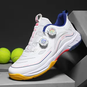 Chaussures de badminton blanches professionnelles avec double boucle rotative et semelle.