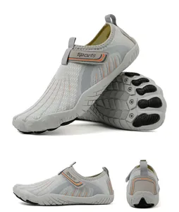 Breathable grey outdoor wading shoes with non-slip rubber sole for beach and swimming