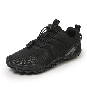 Lightweight black breathable mesh children's barefoot indoor sports and jumping gym shoes
