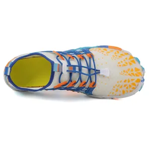 Scarpe da scoglio ad asciugatura rapida per spiaggia e immersioni con motivi blu e arancio