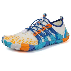 Scarpe da acqua outdoor ad asciugatura rapida con mesh traspirante e suola in gomma
