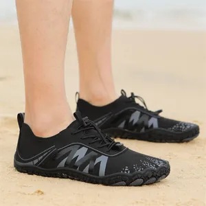 Scarpe da scoglio nere ad asciugatura rapida per spiaggia con suola antiscivolo