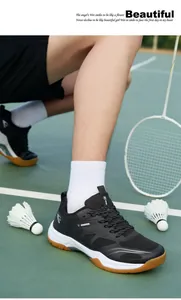 Chaussures de badminton noires professionnelles avec mesh respirant et semelle en gomme