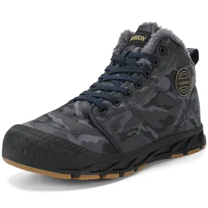 Bottes de neige camouflage gris avec doublure chaude en fausse fourrure et semelle antidérapante