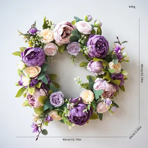 Ghirlanda di peonie artificiali con diametro 40cm e spessore 10cm dettaglio.