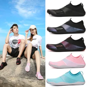 Scarpe da Scoglio Unisex Asciugatura Rapida Scarpe da Acqua Traspiranti per Spiaggia Nuoto Surf Yoga Esercizio Sneakers Sportive Antiscivolo
