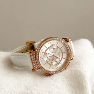 Scottie 9136 Women's Quartz Watch Rhinestone Bezel Three Eye Dial Crocodile Pattern Leather Strap Waterproof Fashion Wristwatch