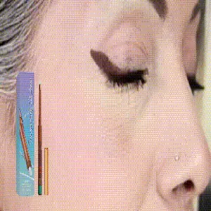 Détail d'un stylo eye-liner gel lisse et de sa boîte d'emballage en bleu sarcelle #05 pour maquillage