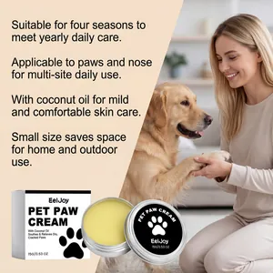 Crème protectrice EelJoy pour pattes d'animaux à l'huile de coco dans un cadre chaleureux