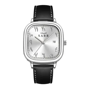 Frontansicht einer quadratischen Vintage Business Quarzuhr mit schwarzem Lederarmband