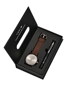 Elegante TOMI Quarzuhr mit braunem Lederband und schwarzem Stift in Geschenkbox