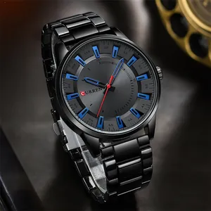 Vue détaillée de la montre CURREN 8406 avec bracelet en acier noir et cadran 3D