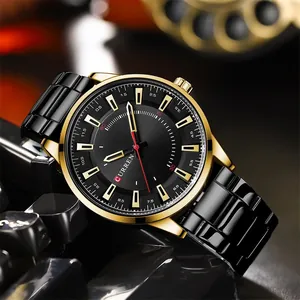 Vue détaillée de la montre CURREN 8406 pour hommes avec cadran 3D noir et boîtier en acier doré