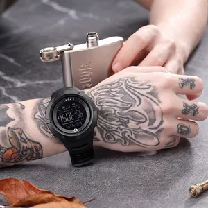TOMI wasserdichte digitale Sportuhr für Herren mit robustem schwarzem Silikonarmband