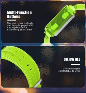 Vue détaillée du bracelet en silicone vert néon et du boîtier de montre sport