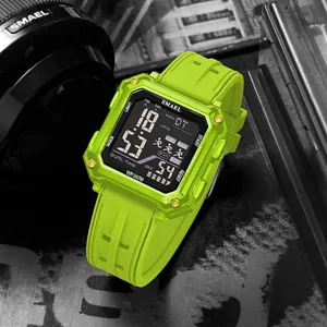 Montre de sport numérique SMAEL vert néon avec cadran carré et fonction d'alarme