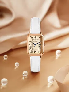Vue détaillée de la montre à quartz rectangulaire vintage LUCKYFOX avec bracelet blanc