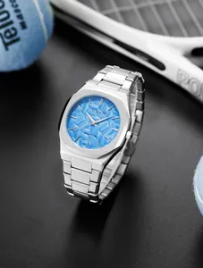 Gros plan sur la montre à quartz BESTWIN pour homme avec cadran bleu gaufré et acier