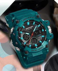 Dettaglio dell'orologio sportivo SANDA impermeabile con cinturino in resina verde acqua