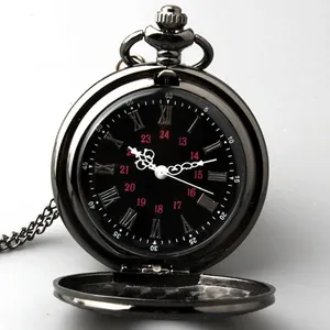 Vintage klassiek zwart zakhorloge met Romeinse cijfers en rode 24-uurs weergave schaal