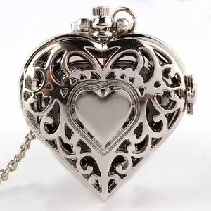 Reloj de Bolsillo Vintage en Forma de Corazón Calado Collar Pendiente Aleación Metal Movimiento de Cuarzo Números Árabes Estilo