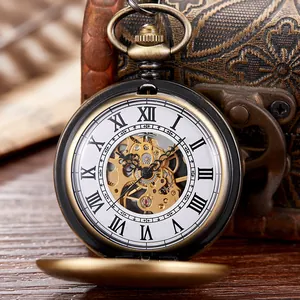 Reloj de bolsillo mecánico vintage con esfera de esqueleto y números romanos