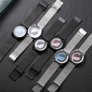 Collection de montres à quartz au concept minimaliste avec cadrans rotatifs et bracelets maille