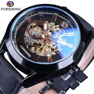 Vista macro detallada de la intrincada esfera esqueleto de este reloj mecánico automático Forsining