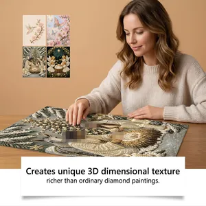 Dettaglio pittura diamante 3D che mostra la trama unica del processo artistico fai-da-te