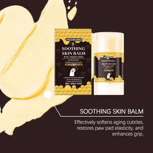 Baume nourrissant au miel pour pattes de chien avec cire d'abeille détail texture