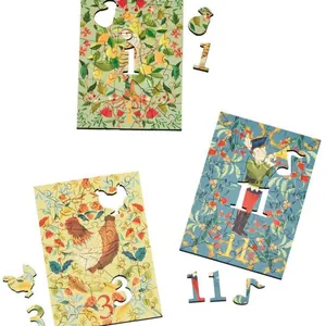 Nahaufnahme der 12-Tage-Weihnachts-Adventskalender-Puzzleteile mit den Nummern 1, 3 und 11.