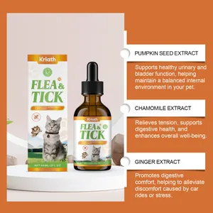 Detail showing natural pumpkin, chamomile, and ginger extracts for cat health.