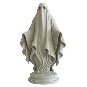 Statue de fantôme gothique blanc avec effet de drapé réaliste sur socle circulaire