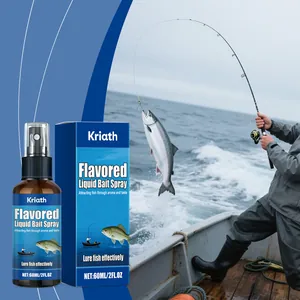 Détail de l'appât liquide Kriath présenté dans un environnement de pêche pro