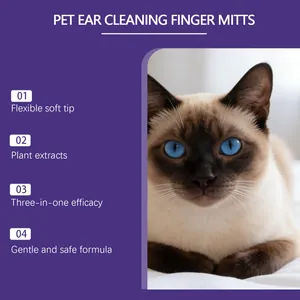 Dettaglio salviette pulizia orecchie animali domestici con ritratto di gatto siamese.